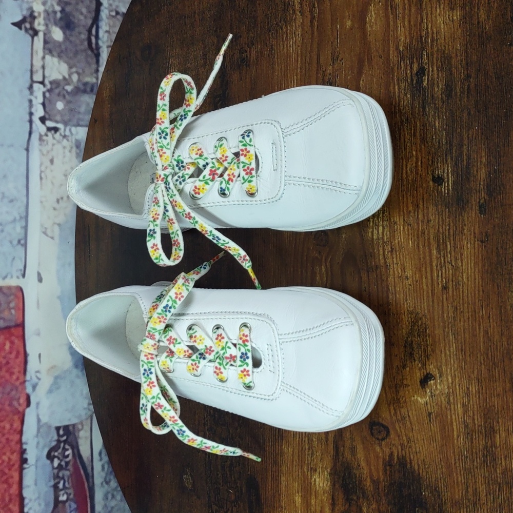 ❌️ Final Sale•••Keds® Original White Leather Lace-up Sneakers - Picture 2 of 12